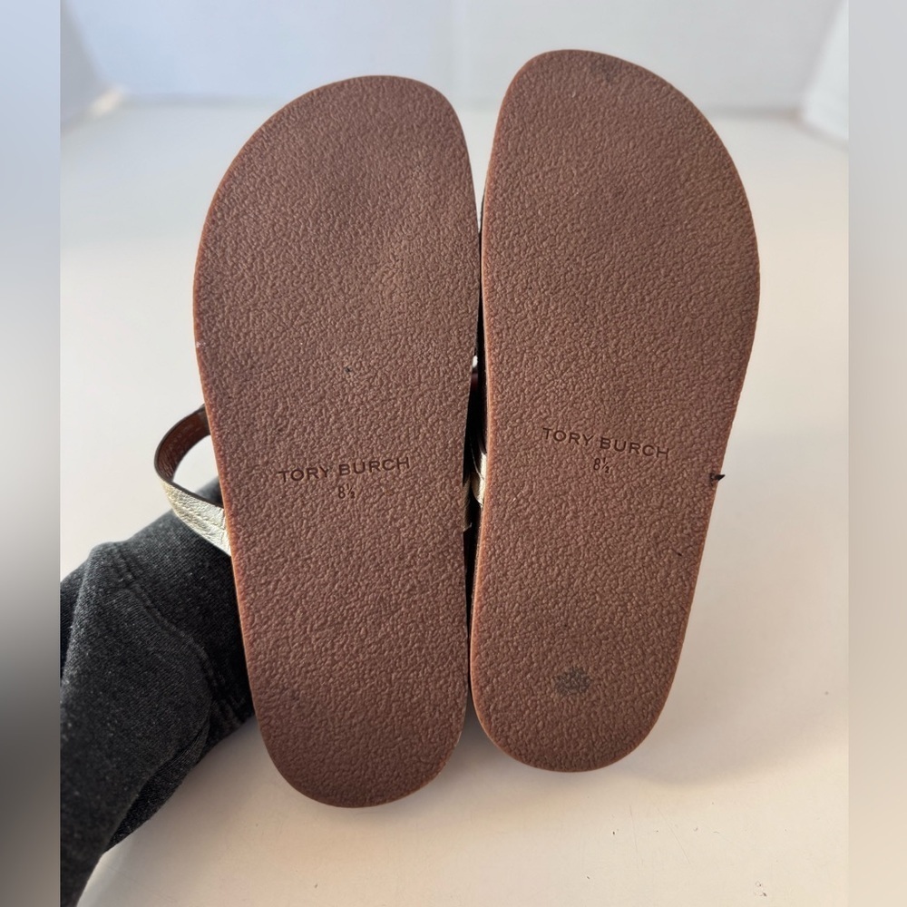 Tory Burch Miller Cloud Flip Flop Gold Sandals Shoes Size 8.5 - Picture 9 of 10
